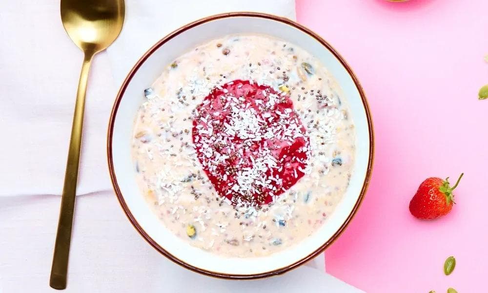 Porridge with jam and coconut